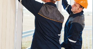 Монтаж пластиковых окон Северск. Цена на монтаж окон от 7637 руб.